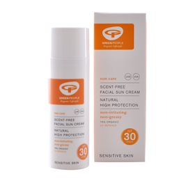 Se GreenPeople Scent-Free Facial Sun Cream SPF 30 (50 ml) hos Helsegrossisten.dk